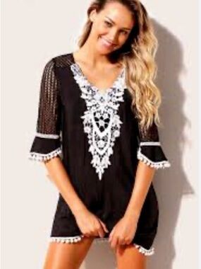 Black Crochet-Sleeve Tunic with White Lace Trim Beach Coverup Vaca mini dress